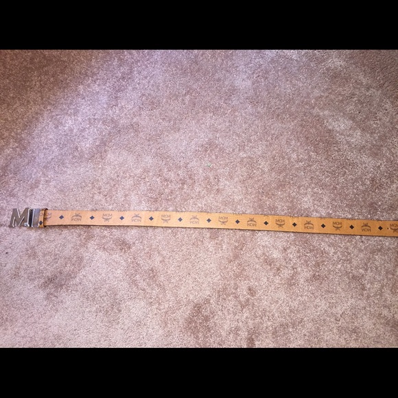 Belt - Picture 2 of 4