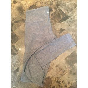 Grey lulu lemon leggings