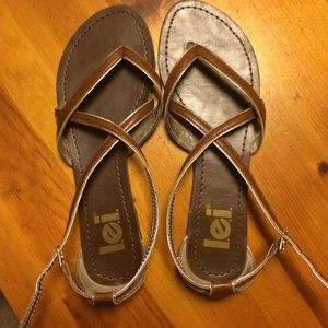Gladiator sandals - gold and brown