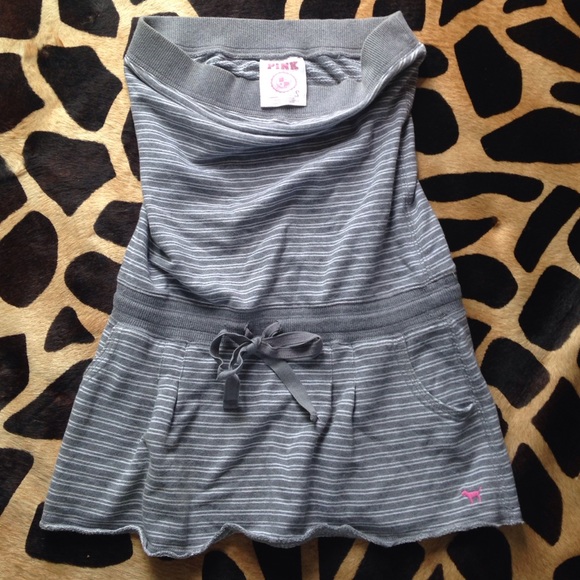 PINK Victoria's Secret strapless cover up 🎀