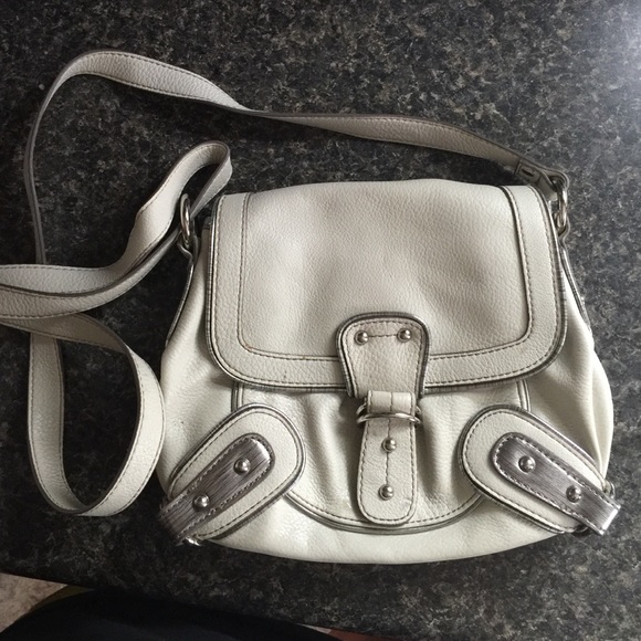 Nine West cream colored small messenger purse