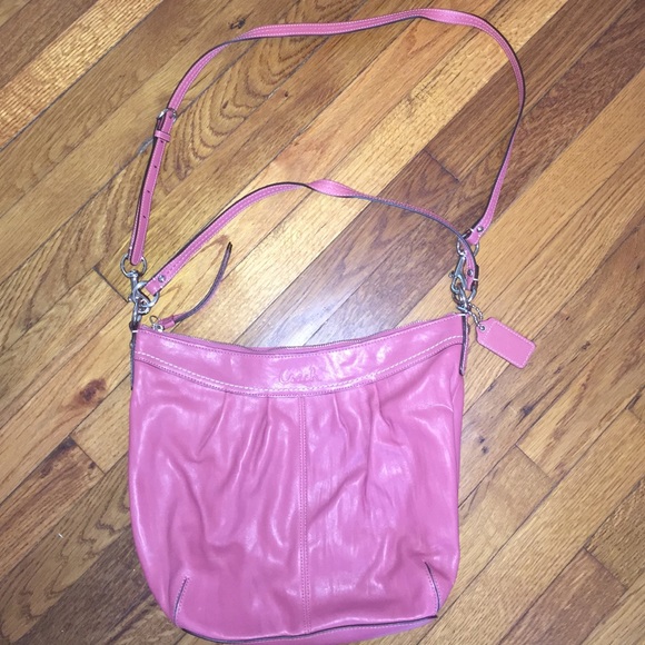 Coach shoulder bag/crossbody NWOT 💯authentic - Picture 1 of 4