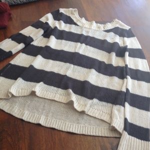Black and white striped billabong sweater !