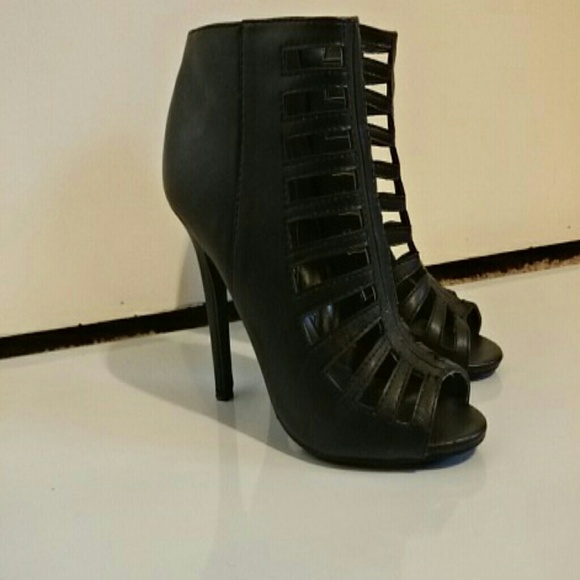Club heels