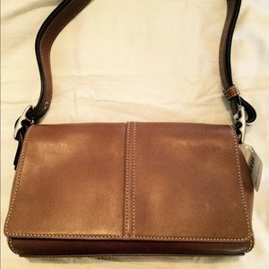 Authentic Coach Leather Purse NWT