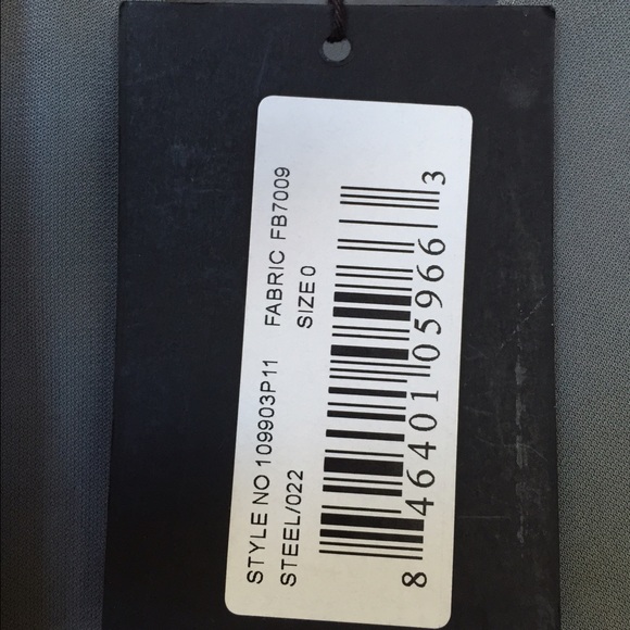 Brand new Alexander Wang Tunic Top size 0 XSOLDX - Picture 4 of 4