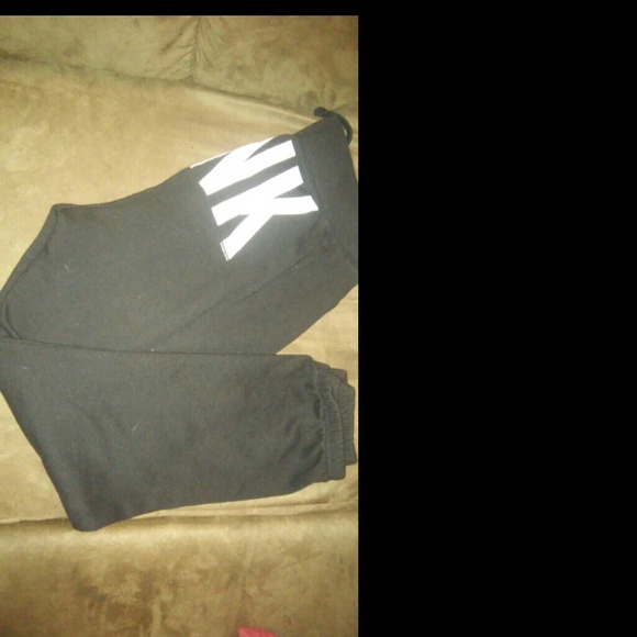 PINK cropped sweat pants