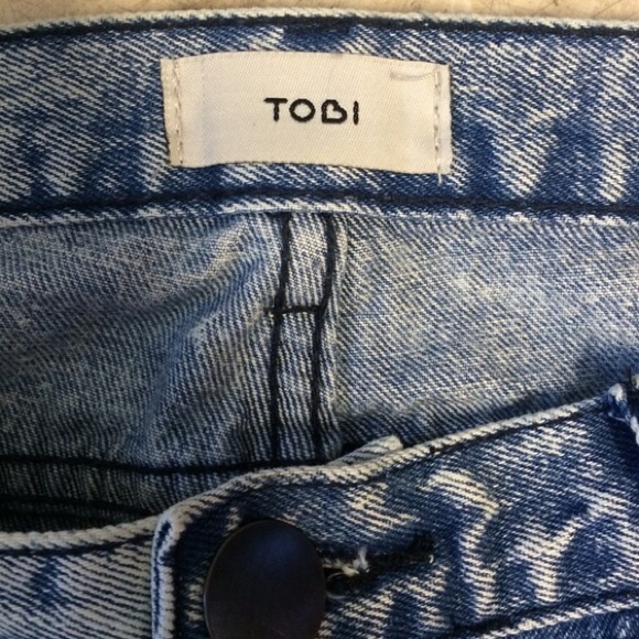 Tobi Low Rise Distressed Jeans - Picture 3 of 3
