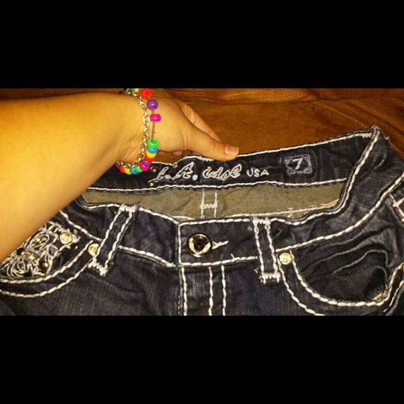 LA idol Kapris - Picture 3 of 3