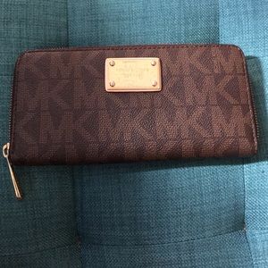 Authentic MK Wallet
