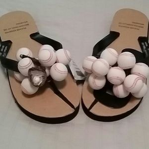 NWT baseball hotflops