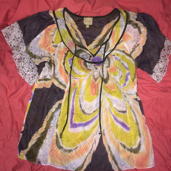 Postella flowy top