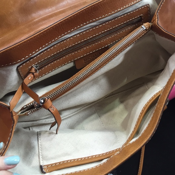 Michael Kors leather bag_4