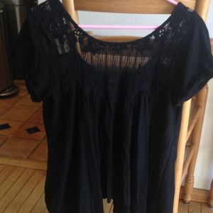 Beautiful black free people top