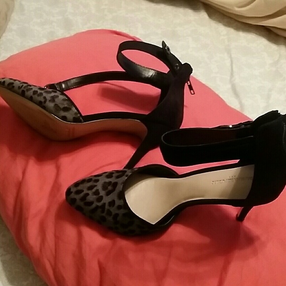Banana Republic leopard heels