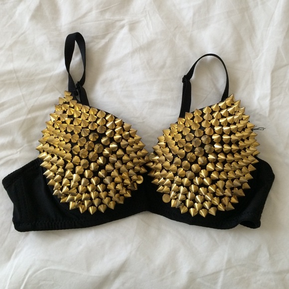 Studded Bra ⚡️⚡️