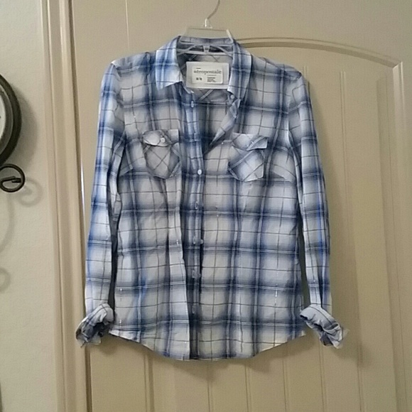 Aeropostale blue plaid shirt