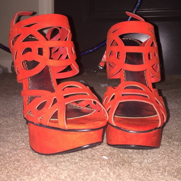 Bebe Red pumps