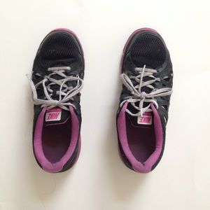 Running Shoes