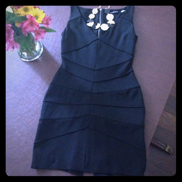 Andrew Marc Black Sheath Dress Size 4