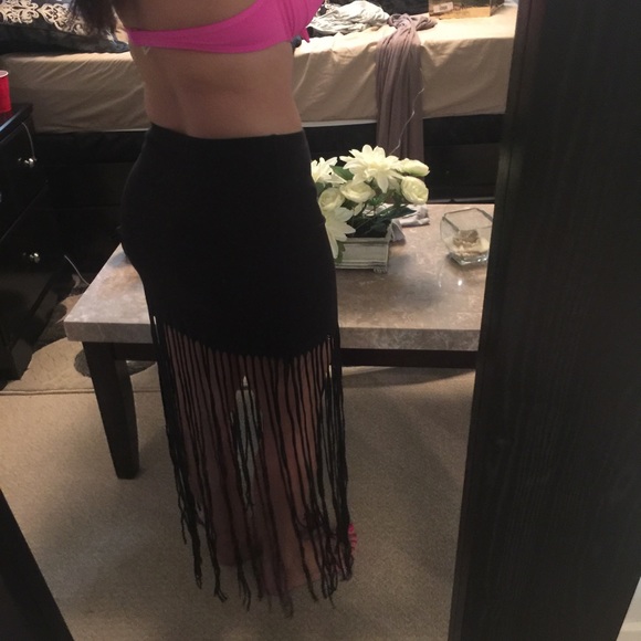 LIKE NEW! Fringe skirt