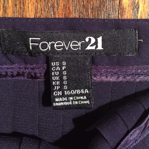 Forever 21 Striped Pleated Skirt - Picture 2 of 2