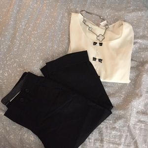 Gap 3/4 Length Straight Leg Pant