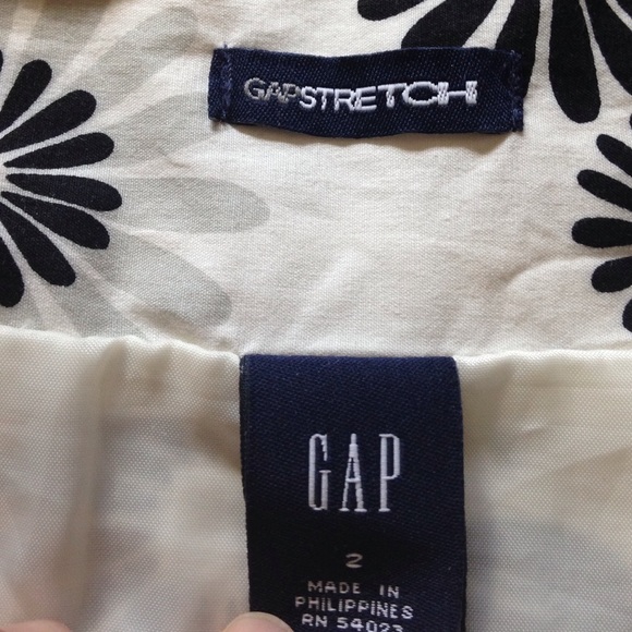 Gap skirt - Picture 3 of 3