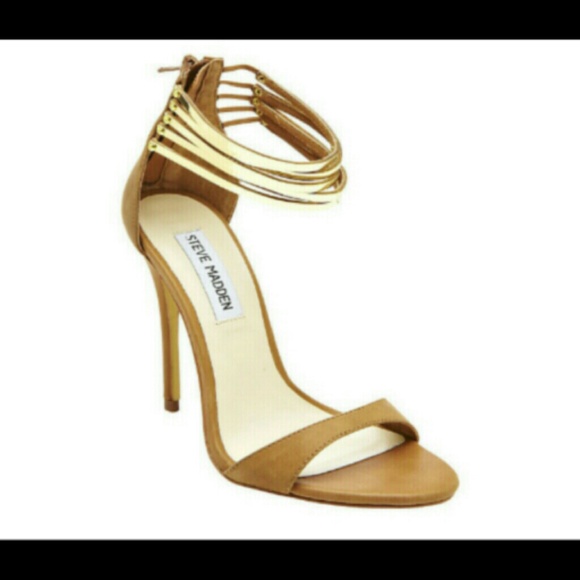 🔴SOLD SOLD SOLD🔴 Steve Madden gold strap heels
