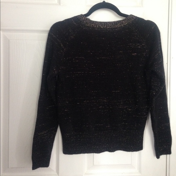 H&M Sweaters - 🚨 SOLD 🚨 HM Metallic Sweater H&M Sweaters - 🚨 SOLD 🚨 HM Metallic Sweater