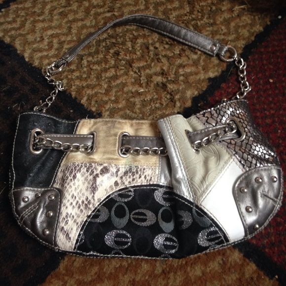 Cute little clutch..gently used