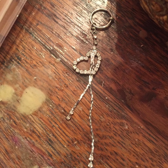 Fake belly button ring