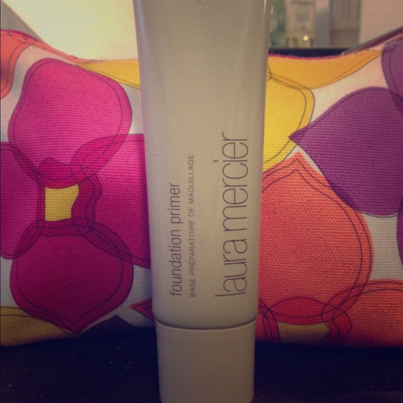 Laura Mercier foundation primer