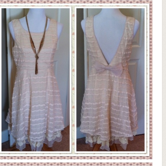 A’REVE LADIES SLEEVELESS LOW BACK DRESS  -NWT - Picture 3 of 4