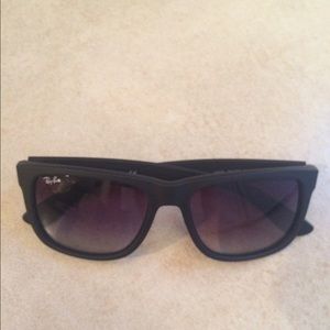 Black Matte Ray Bans
