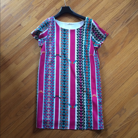 Everly Aztec Print Shift Dress Size M