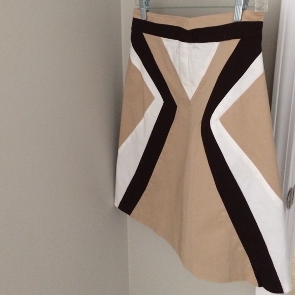 skirt - Picture 1 of 4