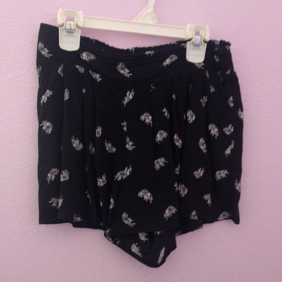flowy high waisted shorts