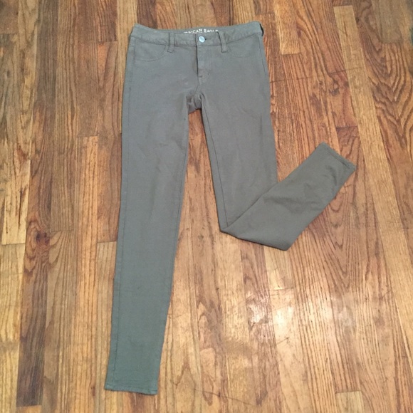 Army green American Eagle jeggings size 2