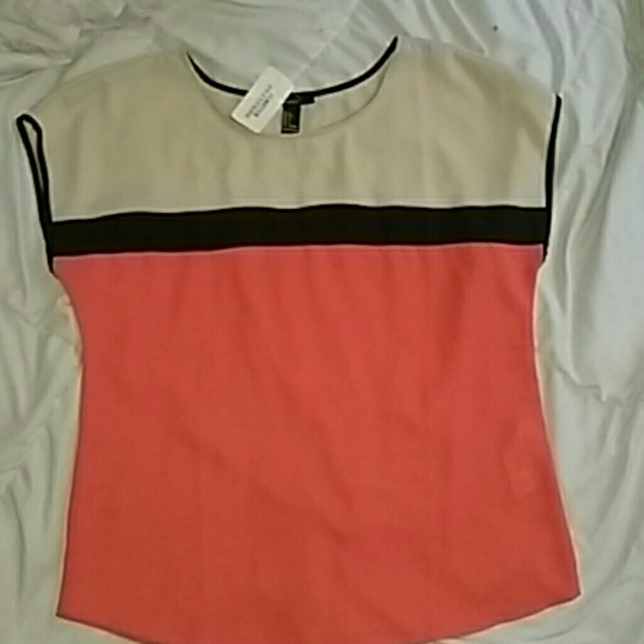 ❌❌SOLD IN BUNDLE❌❌ Forever 21 Top