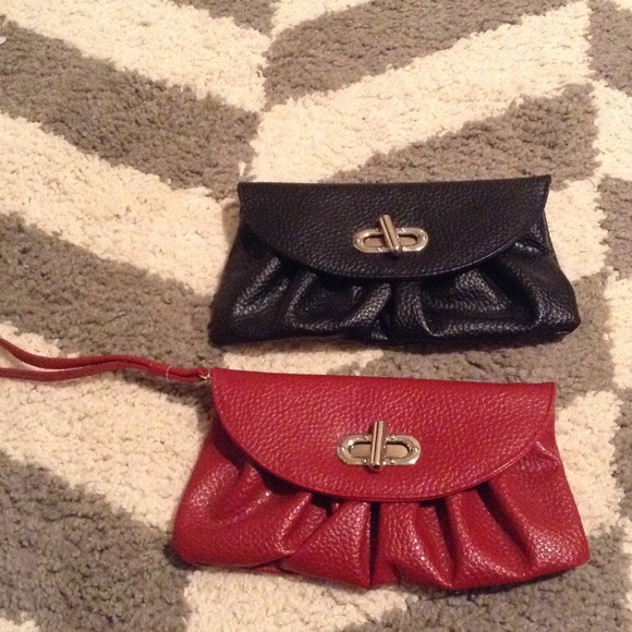 Black and red clutches - Picture 1 of 1