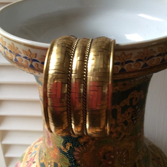 Accessories - Cuff bracelet