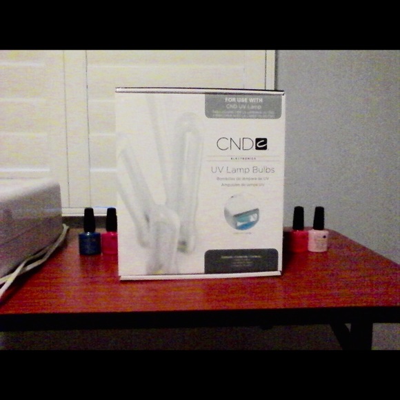CND Shellac/Brisa LED lamp with 12 new colors - Picture 2 of 4