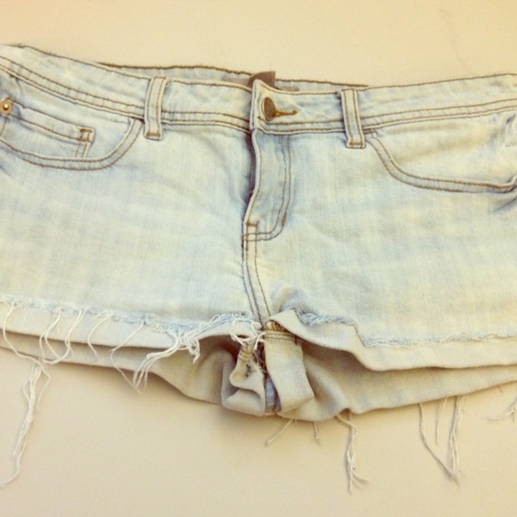 Forever 21 denim shorts size 27