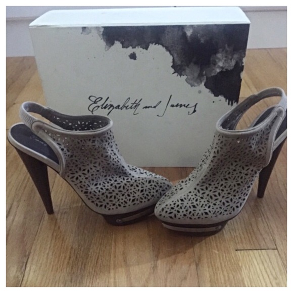 Elizabeth & James Maryl Cutout Slingback - Picture 2 of 7