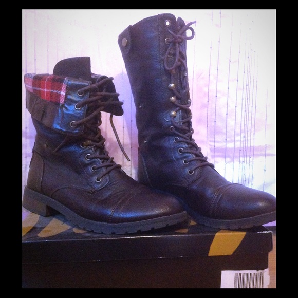 Brown leather Combat boots