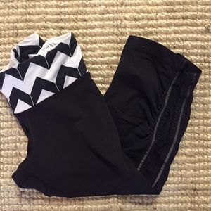 lululemon zigzag black crop leggings sz 4