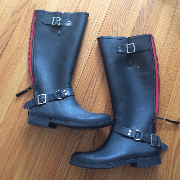 Steve Madden Tsunamii Rain Boots Black