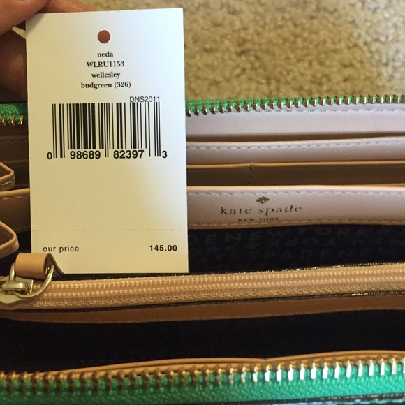 Brand New Kate Spade Wallet. - Picture 3 of 4