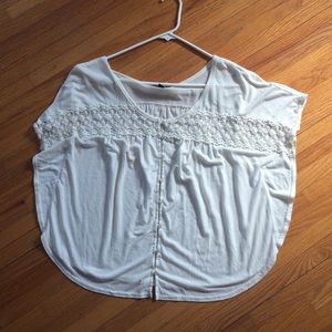 Cream flowy American Eagle Top